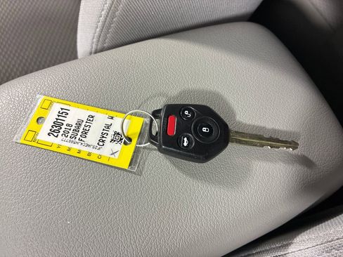 Used 2018 Subaru Forester 2.5i Premium w/ All-Weather Package image 38