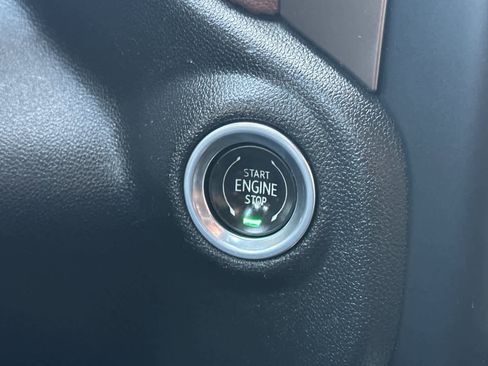 Used 2020 Chevrolet Silverado 2500 High Country image 24