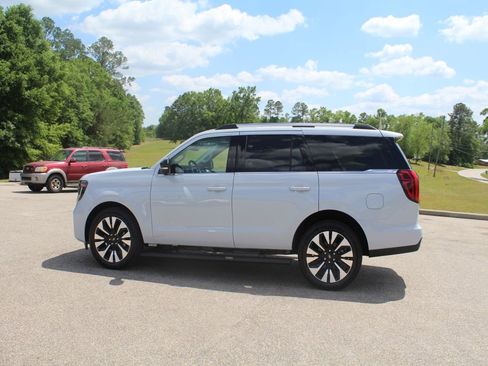 New 2026 Ford Expedition Platinum AWD/4WD image 13