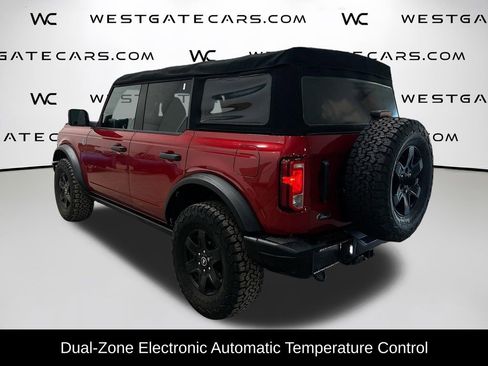 Used 2021 Ford Bronco Black Diamond image 5
