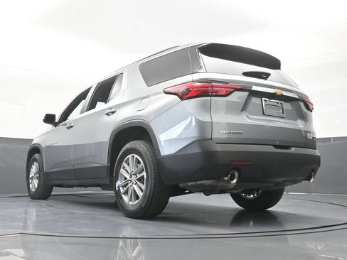 Used 2023 Chevrolet Traverse LT FWD image 61
