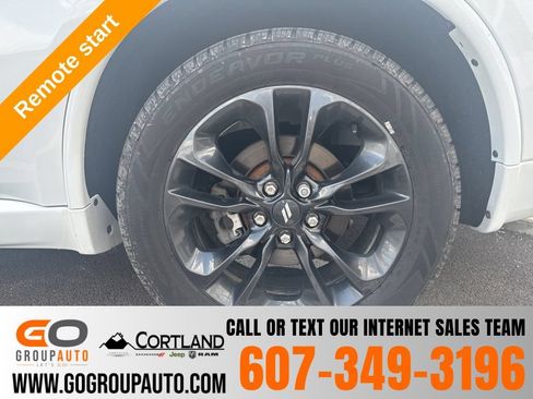 Used 2022 Dodge Durango R/T w/ Blacktop Package AWD/4WD image 11