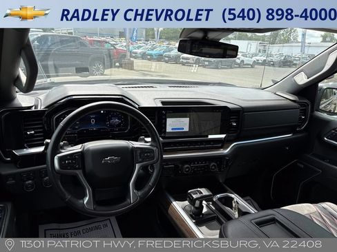 Used 2022 Chevrolet Silverado 1500 RST AWD/4WD image 25
