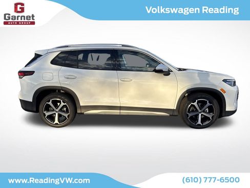 New 2026 Volkswagen Tiguan SE image 6