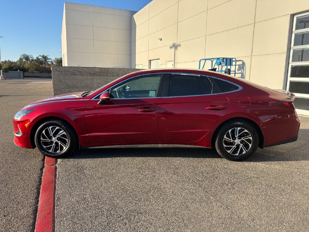 Used 2023 Hyundai Sonata Blue FWD image 8