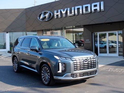 Certified 2025 Hyundai Palisade Calligraphy AWD/4WD image 1