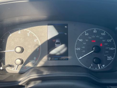 Used 2025 Toyota Corolla LE image 40