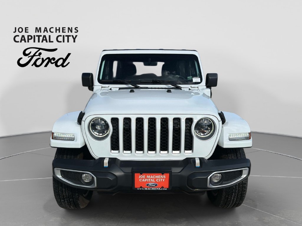 Used 2023 Jeep Wrangler Unlimited Sahara w/ Cold Weather Group AWD/4WD image 10