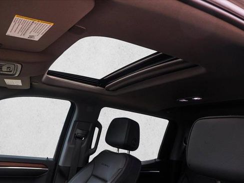 Used 2024 GMC Sierra 1500 Denali w/ Denali Reserve Package image 11