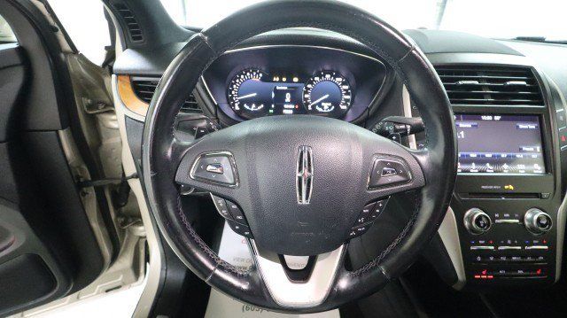 Used 2017 Lincoln MKC Select w/ Select Plus Package AWD/4WD image 19