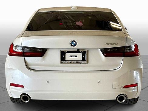 Certified 2025 BMW 330i 330i w/ M Sport Package image 4