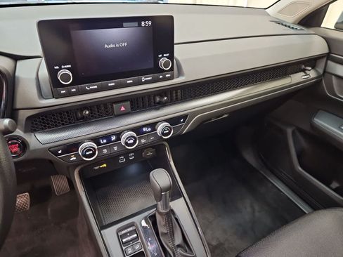 Certified 2024 Honda CR-V EX image 28