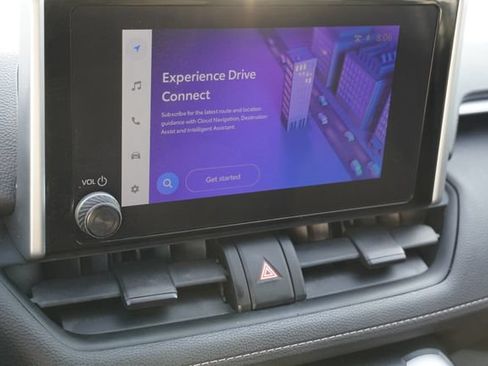 Used 2023 Toyota RAV4 LE FWD image 23