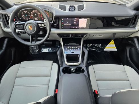 New 2026 Porsche Cayenne Coupe AWD/4WD image 13