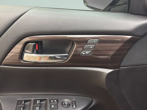 Used 2016 Honda Accord EX-L image 14