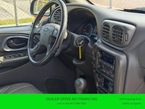 Used 2004 Chevrolet TrailBlazer 4WD w/ LT Preferred Equipment Group image 35