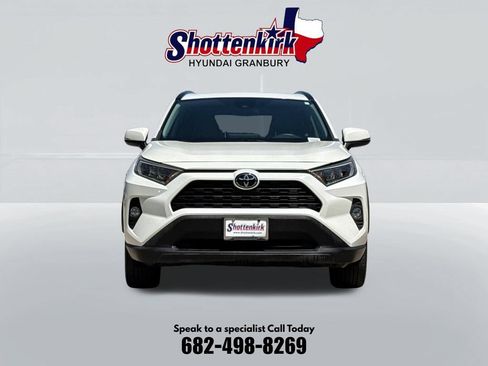Used 2021 Toyota RAV4 XLE Premium FWD image 2