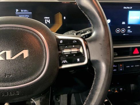 Certified 2024 Kia Sorento S image 19