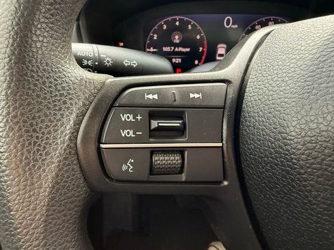 Used 2023 Honda Accord EX image 12