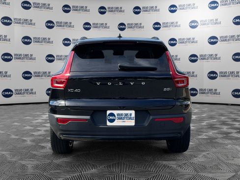 Used 2024 Volvo XC40 B5 Ultimate w/ Protection Package Premier AWD/4WD image 4