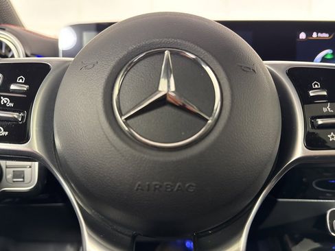 Certified 2022 Mercedes-Benz CLA 250 4MATIC image 34