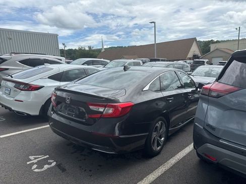 Used 2018 Honda Accord EX-L image 8