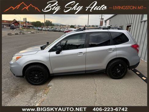 Used 2015 Subaru Forester 2.5i w/ Alloy Wheel Package AWD/4WD image 4