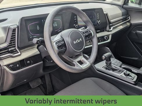 Used 2025 Kia Sportage LX FWD image 33