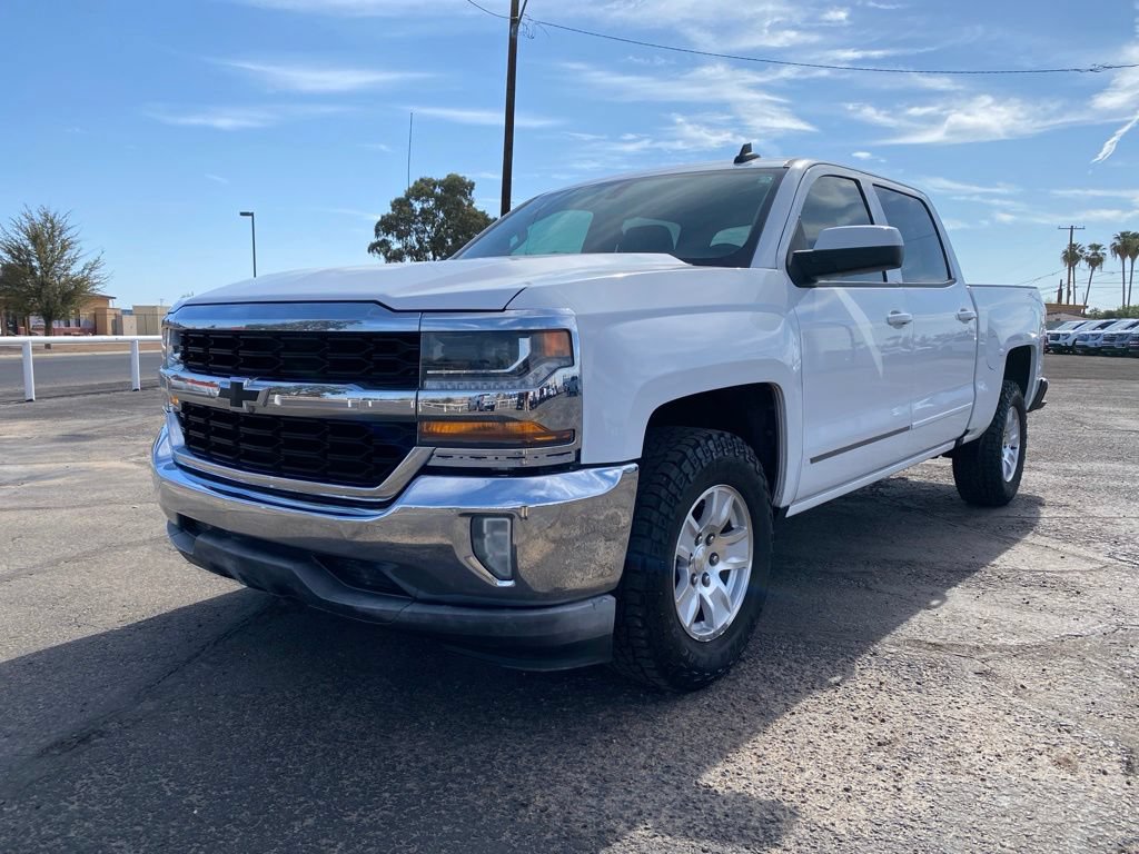 Used 2018 Chevrolet Silverado 1500 LT w/ All Star Edition RWD image 2