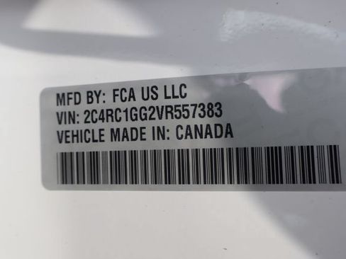 New 2027 Chrysler Pacifica Limited FWD image 27