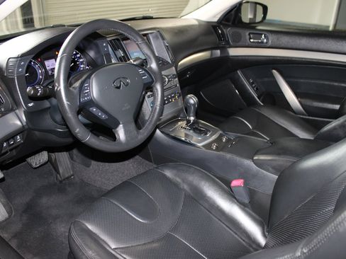 Used 2011 INFINITI G37 Journey w/ Premium Pkg RWD image 22