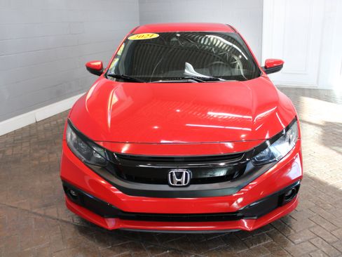 Used 2021 Honda Civic Sport image 2