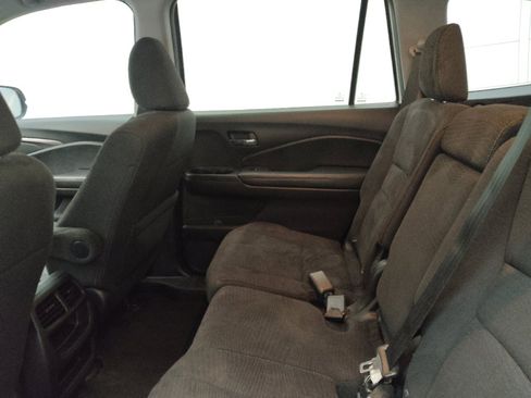 Used 2018 Honda Pilot LX image 18