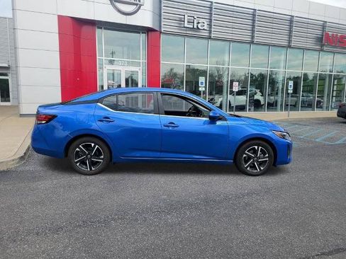 Certified 2024 Nissan Sentra SV FWD image 19