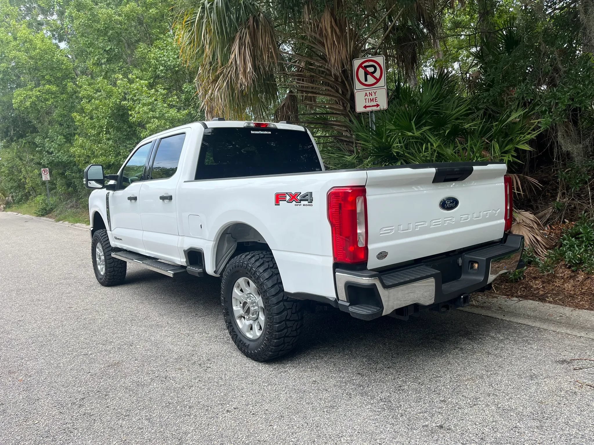 Used 2024 Ford F250 XLT w/ FX4 Off-Road Package AWD/4WD image 6