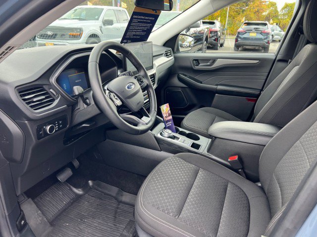 Used 2024 Ford Escape Active w/ Tech Pack #1 AWD/4WD image 7