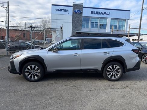 Certified 2023 Subaru Outback Limited image 5