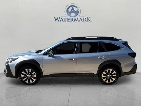 Used 2024 Subaru Outback Limited AWD/4WD image 3