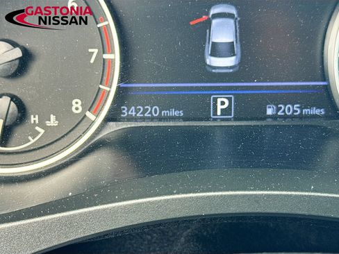 Used 2025 Nissan Altima 2.5 SV FWD image 15