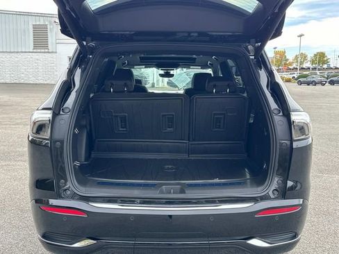 Used 2023 Buick Enclave Avenir w/ Avenir Technology Package image 13