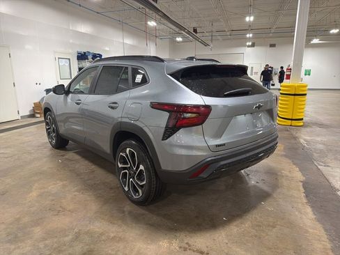 New 2026 Chevrolet Trax RS FWD image 4