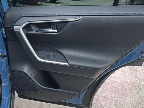 Used 2025 Toyota RAV4 XSE image 27