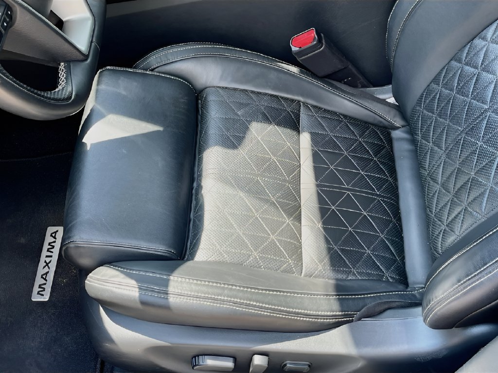 Used 2021 Nissan Maxima Platinum w/ Sport Mat Group FWD image 20