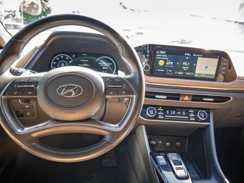 Used 2020 Hyundai Sonata Limited FWD image 19
