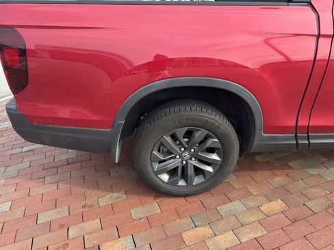 Used 2023 Honda Ridgeline Sport image 15