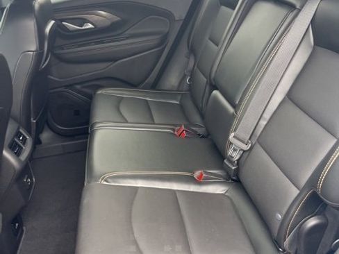 Used 2019 GMC Terrain SLT w/ Preferred Package image 10