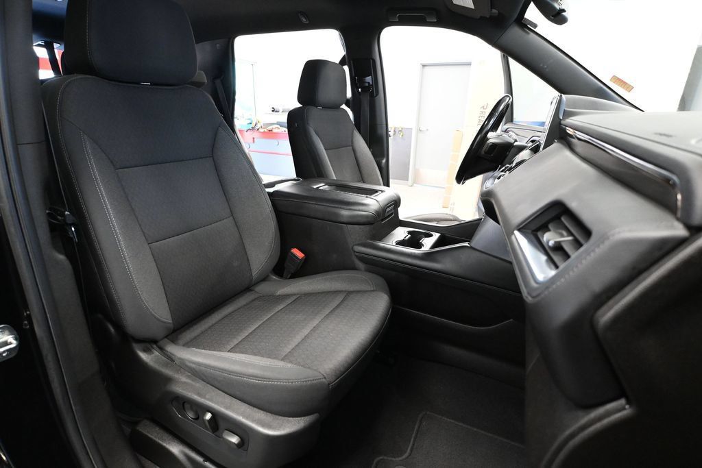 Used 2021 GMC Yukon SLE AWD/4WD image 40