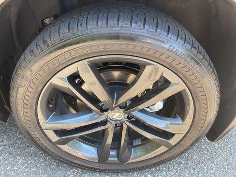 Used 2024 Lexus NX 450h+ AWD w/ Luxury Package image 17