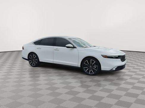 New 2026 Honda Accord Touring image 2