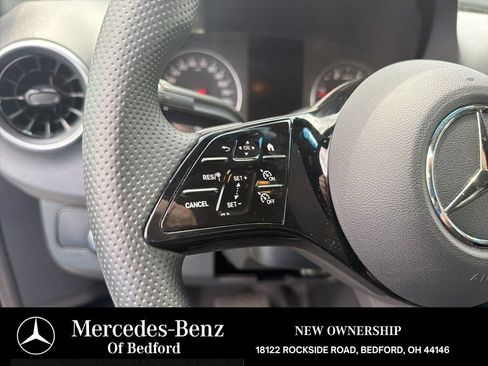 Used 2025 Mercedes-Benz Sprinter 2500 image 11